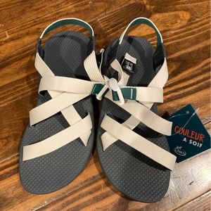 NWT Chaco Cloud Sandals